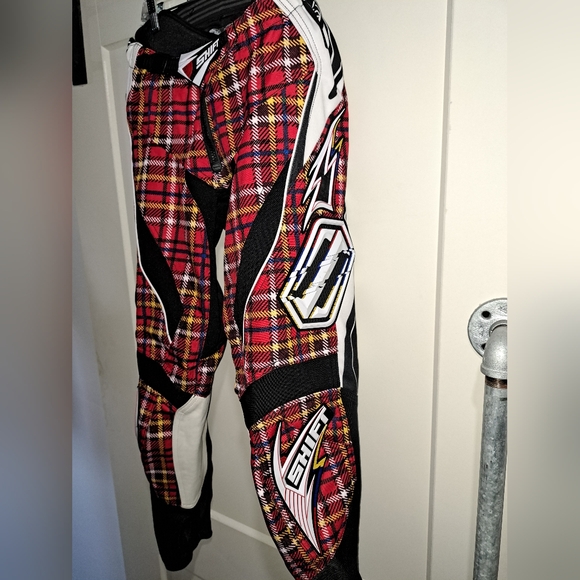 BNWOT Shift dirt bike riding pants - Picture 2 of 15